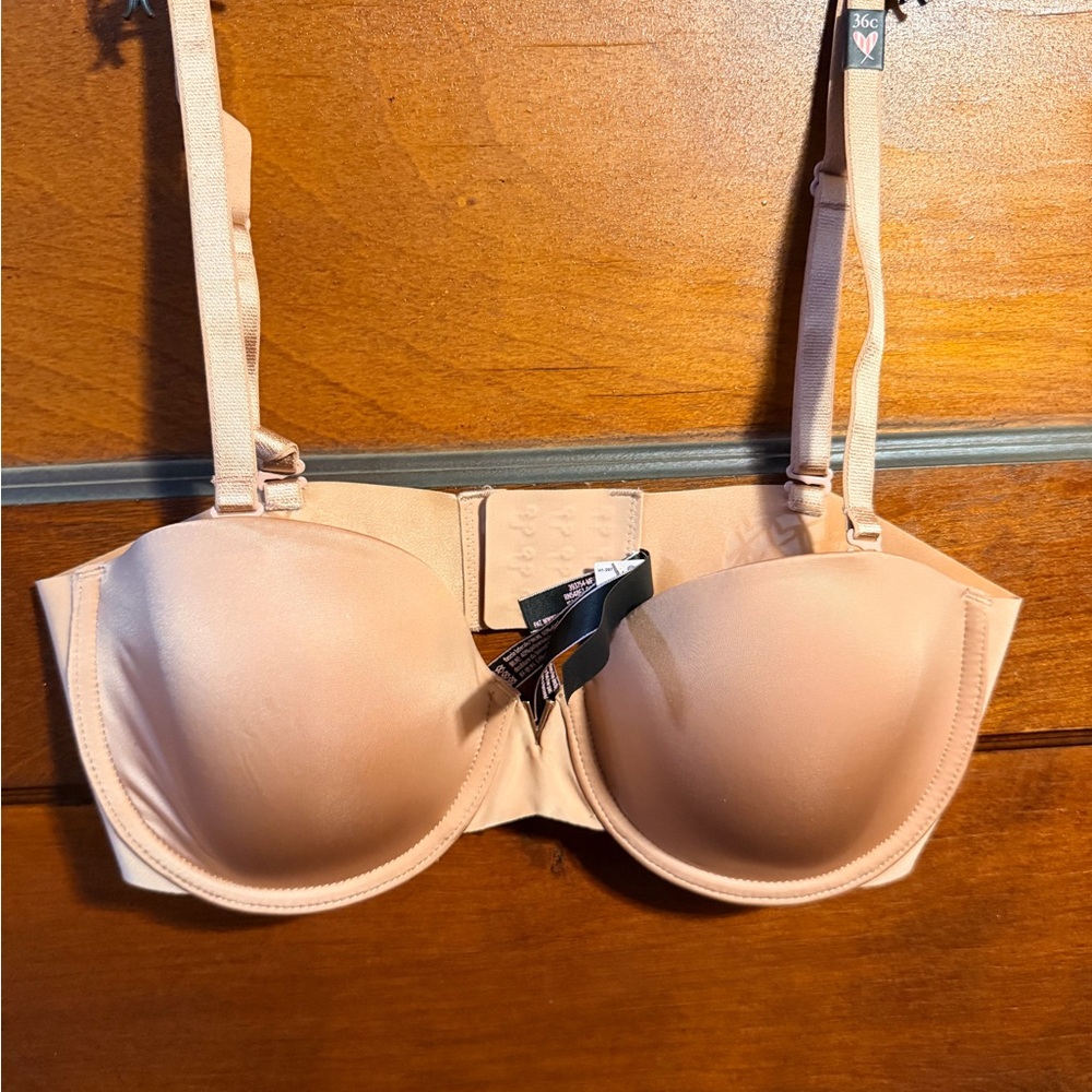 Victoria's Secret Strapless Convertible Bra in Blush